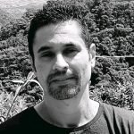 foto em preto e branco homem cavanhaque moreno Fabio Gonçalves fala sobre senhas seguras